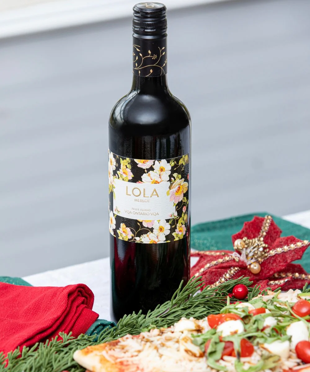 LOLA Merlot VQA with Christmas Theme Pizza and Holiday accessories