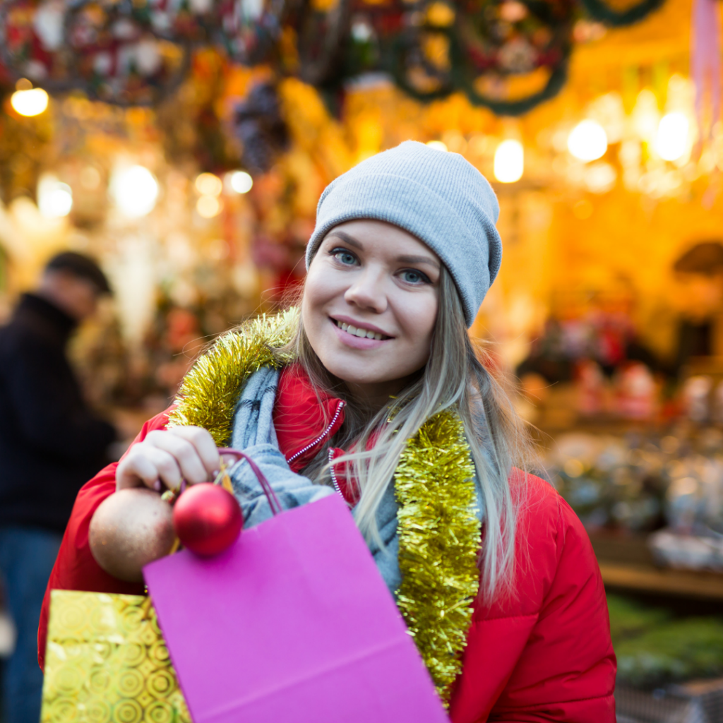 Shop, Dine + Sip Local this Holiday Season