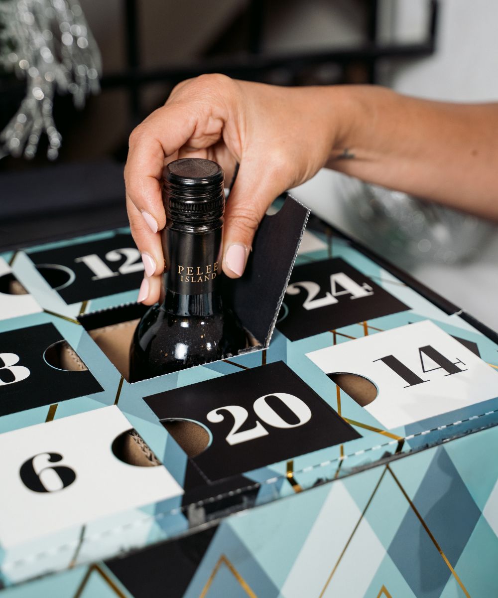 Advent Calendar Tease of the Pelee Island bottle